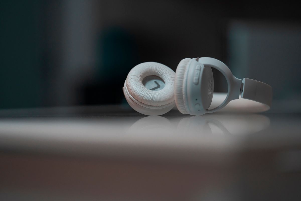 Speaker & Headphone product examples